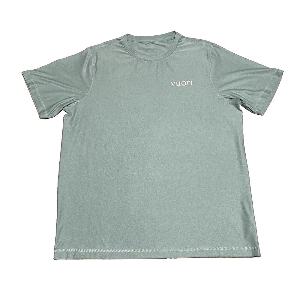 Vuori Uluwatu T-Shirt Mens XL Light Blue Short Sleeve Performance Active Stretch